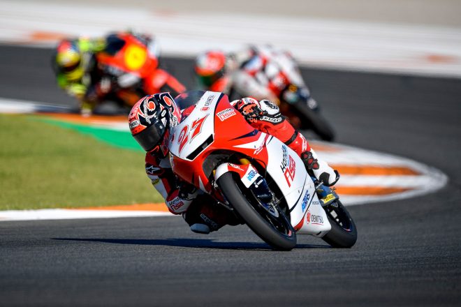 2018年も同チームからMoto3クラスに参戦する鳥羽