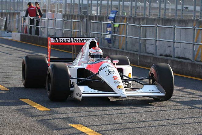 1991年のF1マシン、MP4/6はバトンがドライブ