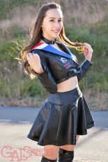 英美里 PANTHER GIRL／2017SGTの写真①