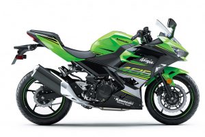 ニンジャ400 KRTエディション/右横