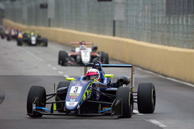 2017年F3マカオGPで多くのファンの視線を集めたフェルディナンド・ハプスブルク