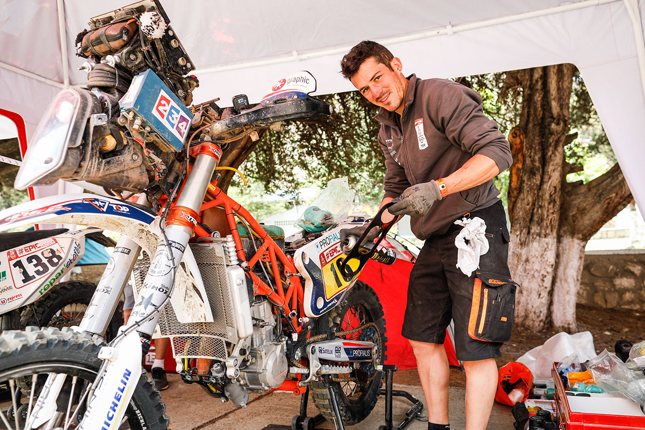 2018年のダカールラリーは1月12日、走行が行われない休息日を迎えた