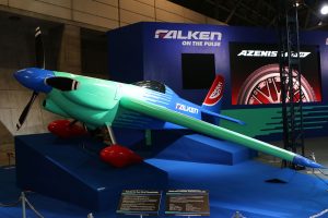 13日には室屋のトークショーも開催された