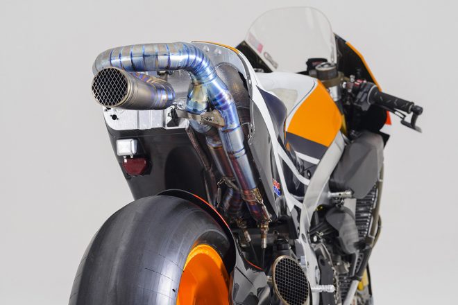 ホンダRC213V リヤビュー（カウルなし）