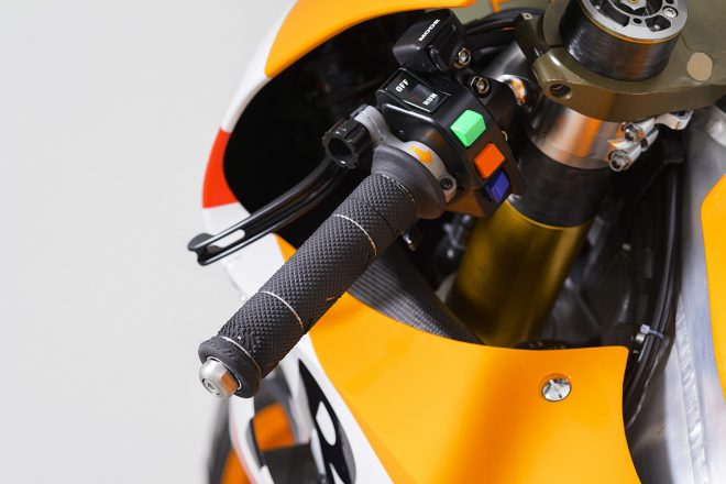 マルケス機　左ハンドルレバー