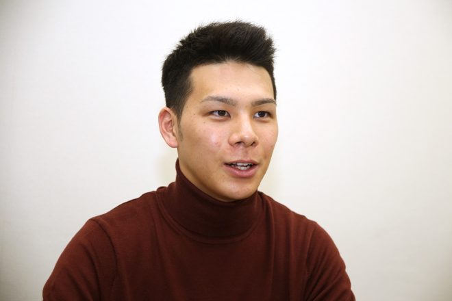 MotoGPマシンを駆る大変さを語りつつ、その表情は楽しげだ