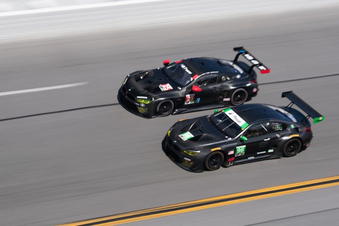 並走するBMW M8 GTE（上）とリキモリカラーになることが発表されている96号車BMW M6 GT3