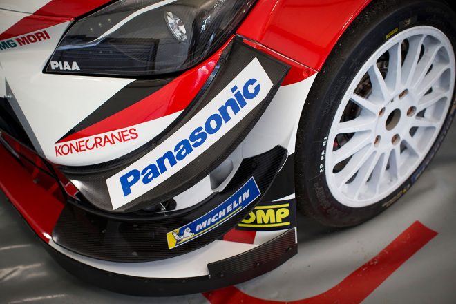 2018年仕様のトヨタ・ヤリスWRCでは、フロントのカナードが2枚に