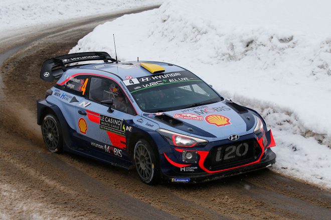 アンドレアス・ミケルセン（ヒュンダイi20クーペWRC）