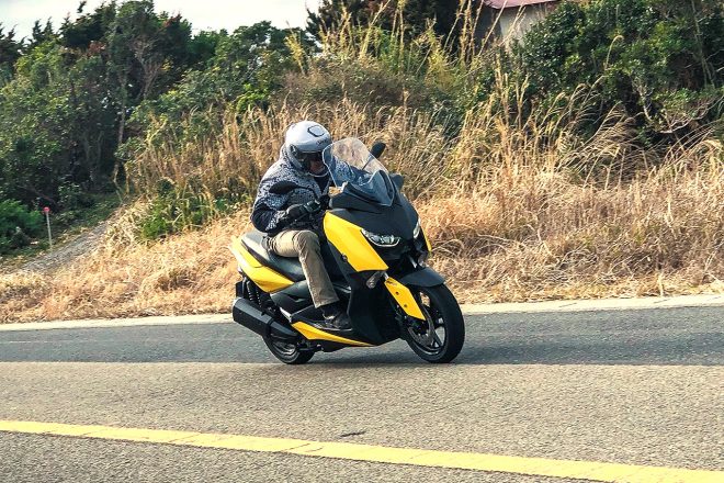 NMAXを駆る佐川健太郎