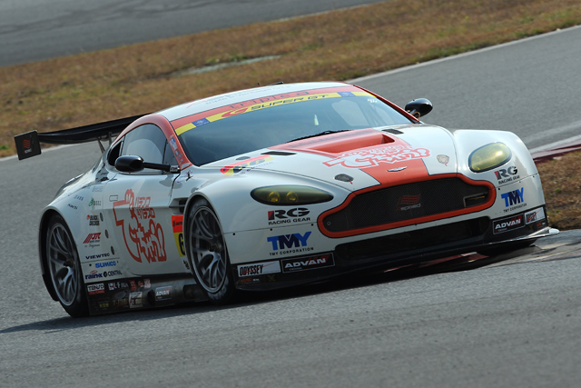 A speed、2011年版triple a Vantage GT2のカラーを公開