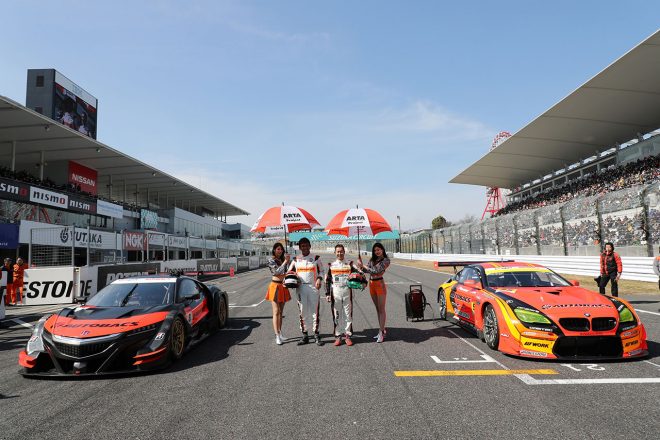 2017年はマシントラブルで“おあずけ”となった鈴木亜久里と土屋圭市の禁断バトル