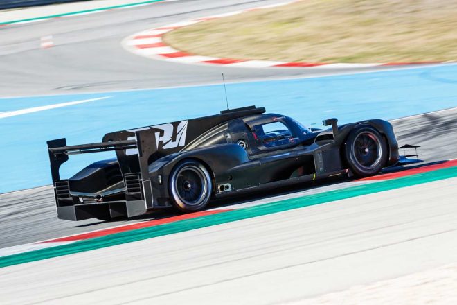 SMPレーシングが走らせるBR1。ドラゴンスピードも同型のマシンを使用するが搭載エンジンが異なる。写真はSMPレーシングの車両