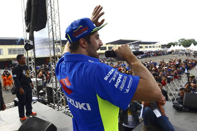 イベントに登場したアンドレア・イアンノーネ