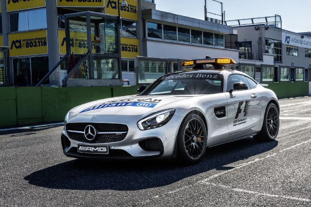 F1の新セーフティカーとメディカルカーが公開 Autosport Web