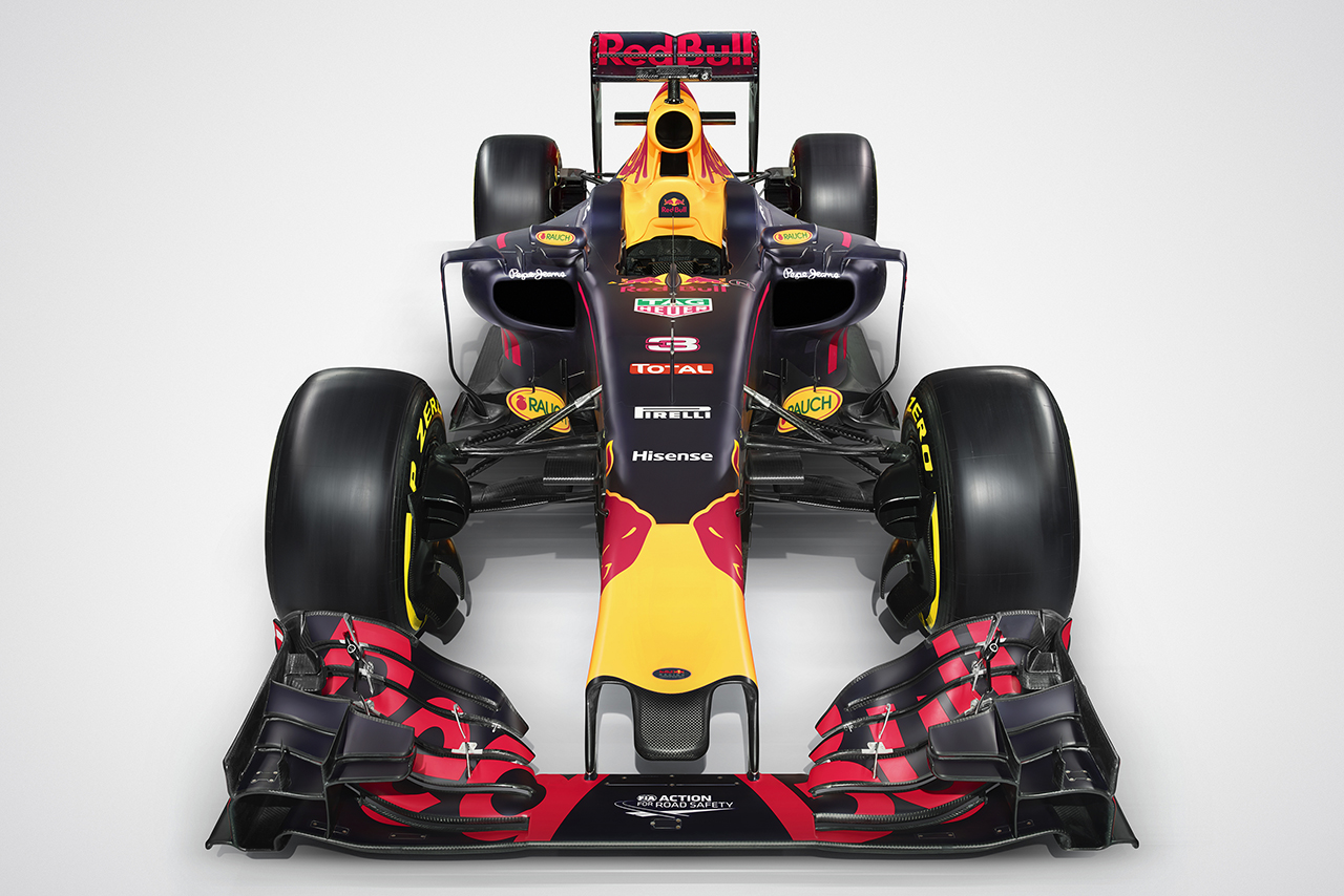 レッドブル、2016年の新車『RB12』を正式発表(3) | autosport web