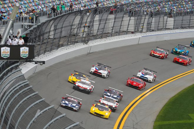 LM-GTEプロクラスには北米からコルベット、フォード、ポルシェが各2台ずつスポット参戦する。