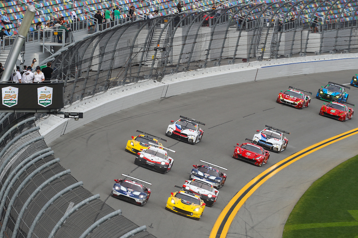 LM-GTEプロクラスには北米からコルベット、フォード、ポルシェが各2台ずつスポット参戦する。