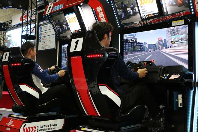 塚越はGT500クラスのレースで、4名中トップの2位フィニッシュ