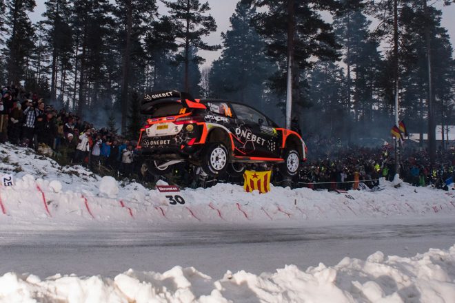 ジャンピングスポットとして有名なコリンズ・クレスト