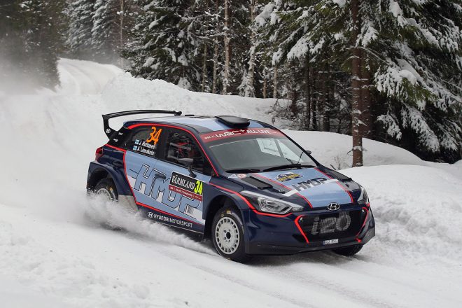 ヒュンダイの若手育成プログラム支配下のヤリ・フッツネン（ヒュンダイi20 R5）