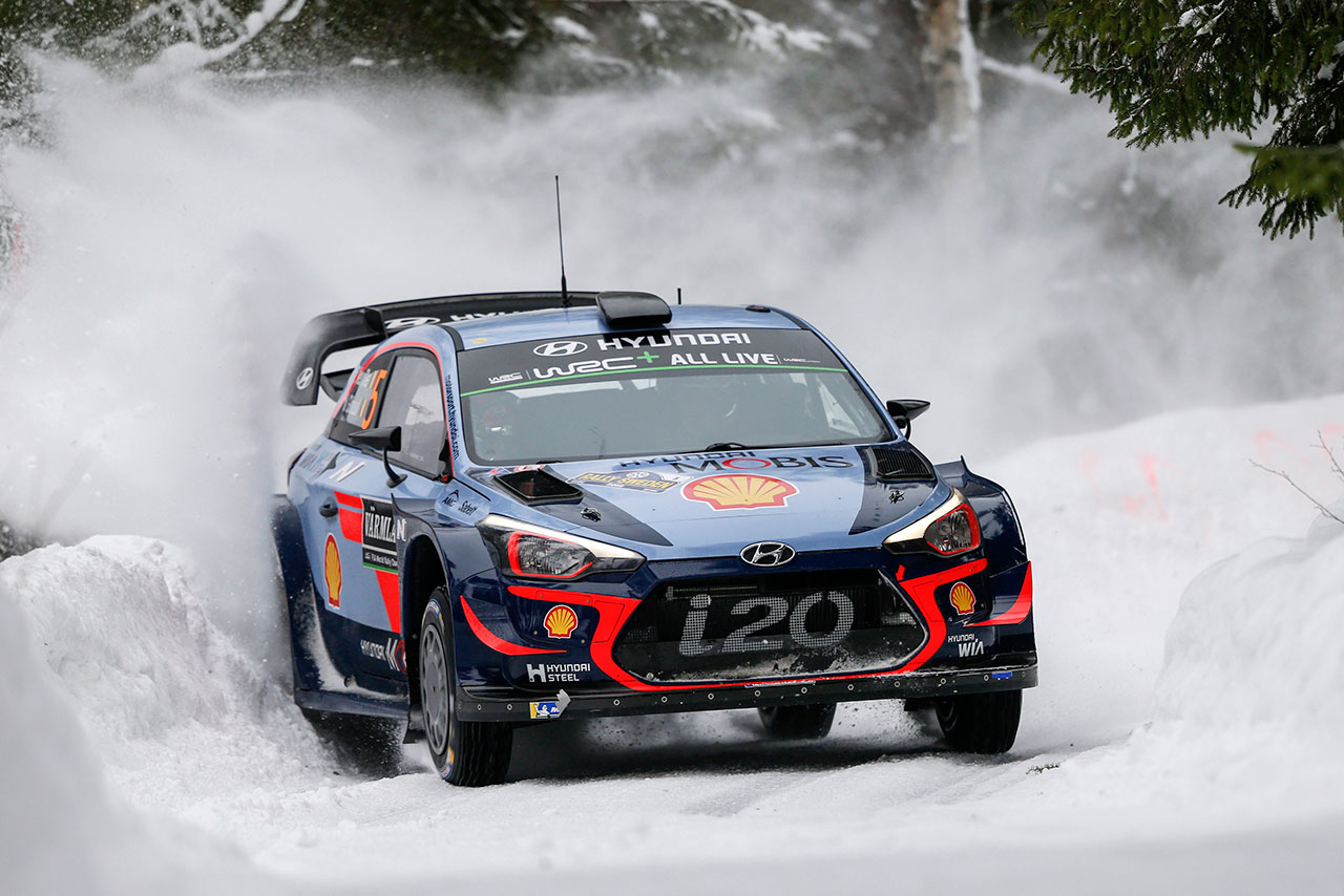 ティエリー・ヌービル（ヒュンダイi20クーペWRC）