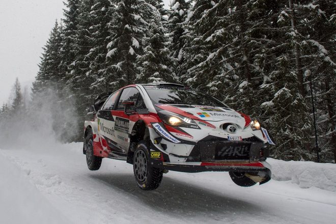 ヤリ-マティ・ラトバラ（トヨタ・ヤリスWRC）も走行順に苦しめられ後退