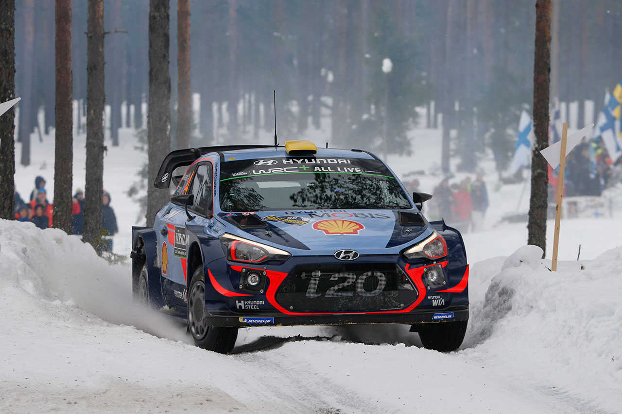 アンドレアス・ミケルセン（ヒュンダイi20クーペWRC）