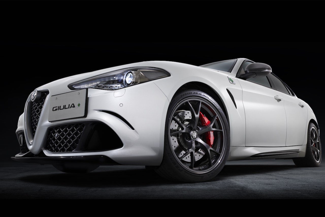 OttO mobile ALFA ROMEO ジュリア クオドリフォリオ Amazon | OttO 1/18 アルファロメオ ジュリア クアドリフォリオ