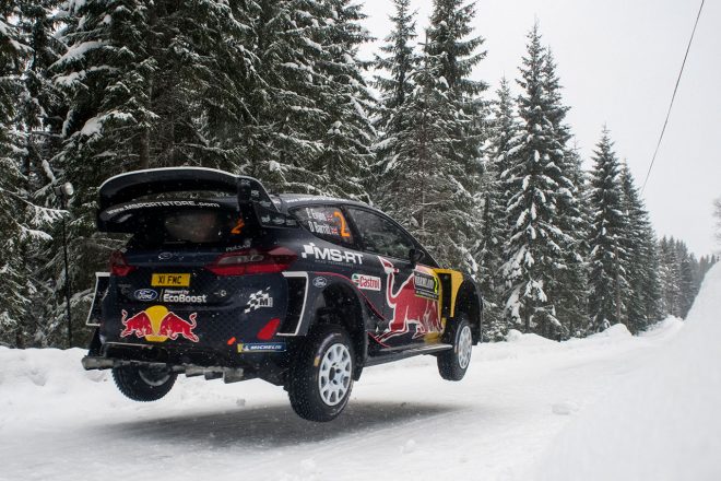 エルフィン・エバンス（フォード・フィエスタWRC）は序盤のパンクが響き、上位争いから脱落