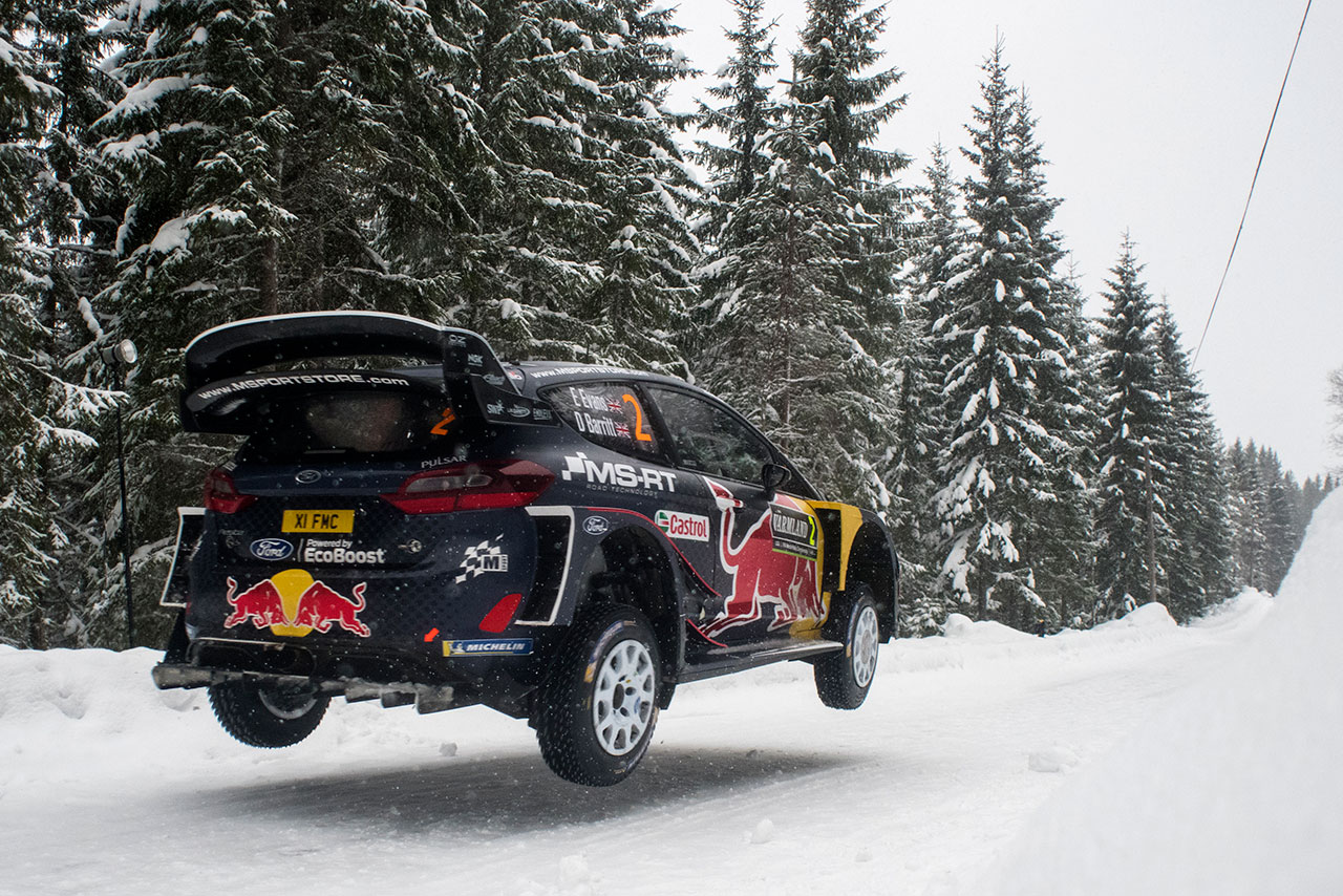 エルフィン・エバンス（フォード・フィエスタWRC）は序盤のパンクが響き、上位争いから脱落