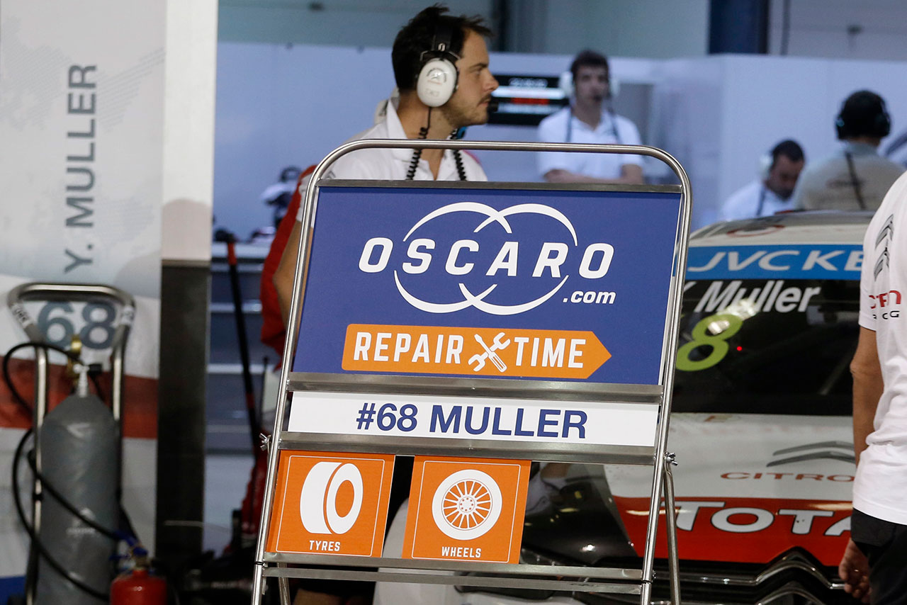 WTCC時代、レース間のメンテナンス時間は『オスカロ・リペアタイム』として行われていた