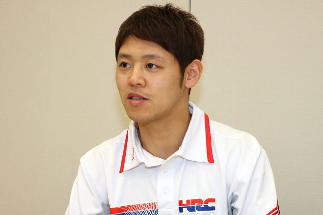 淡々と語る口調のなかに、常に高みを目指す静かな熱さが垣間見える