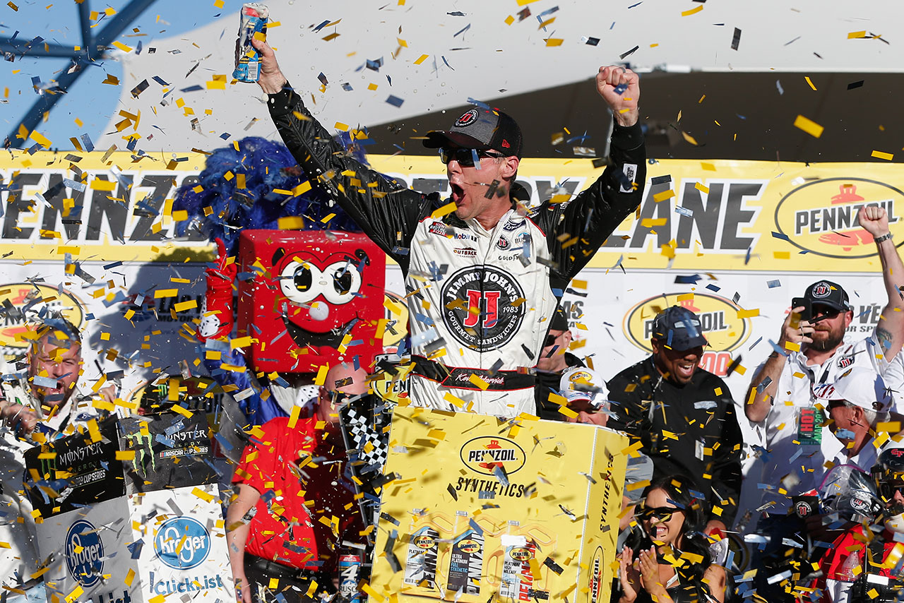 モンスターエナジーNASCARカップ第3戦を制したケビン・ハービック（フォード・フュージョン）