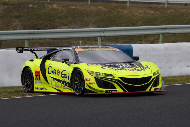 公式練習でスピンしたCARGUY ADA NSX GT3