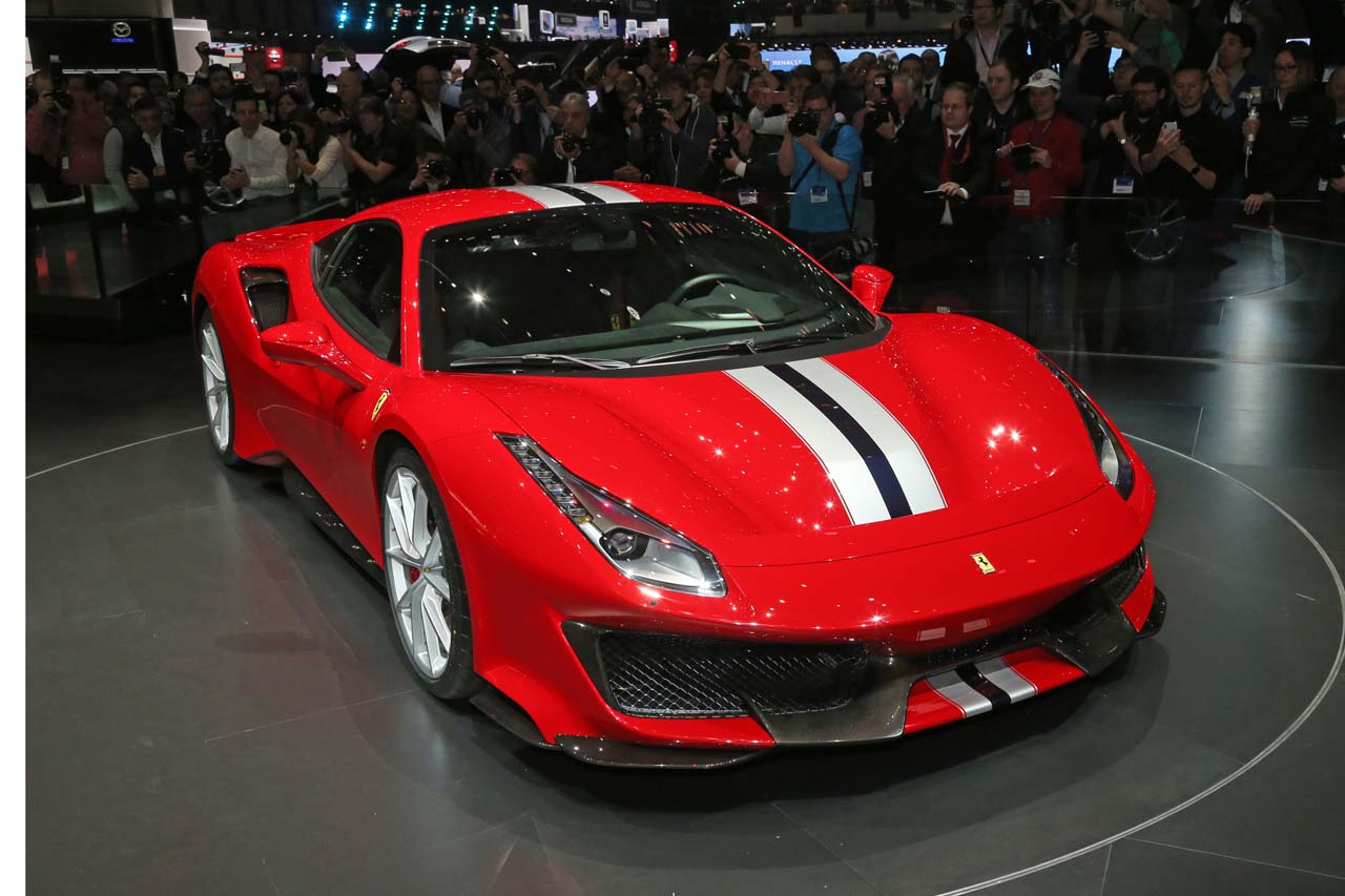ジュネーブショーで初公開されたフェラーリ488ピスタ