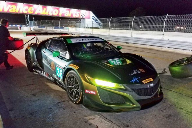 ナイトセッションに臨むCJウィルソン・レーシングのNSX GT3