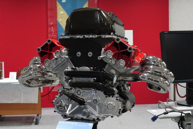 インディカーで使用するホンダエンジン