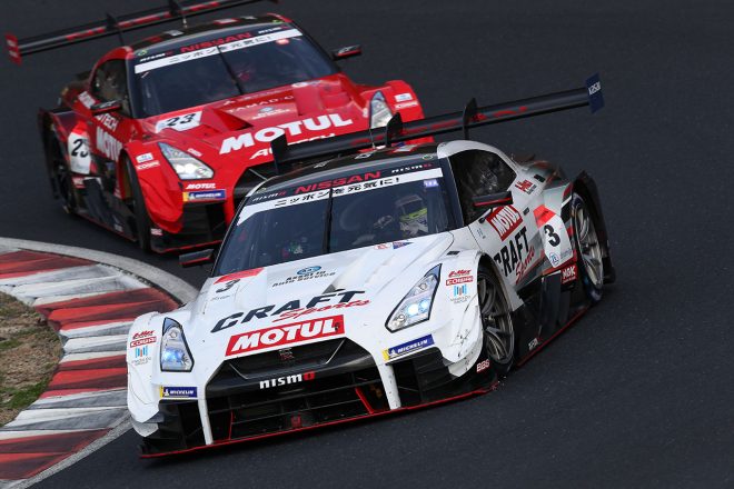 CRAFTSPORTS MOTUL GT-R