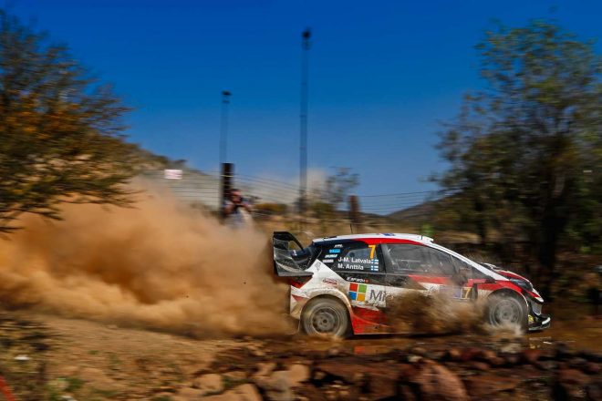 ヤリ-マティ・ラトバラ（トヨタ・ヤリスWRC）