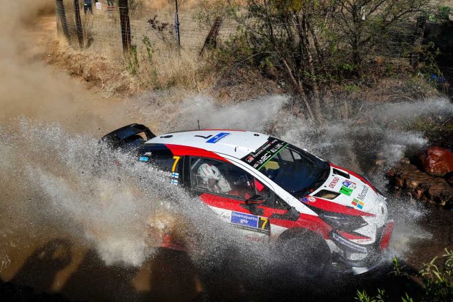 ヤリ-マティ・ラトバラ（トヨタ・ヤリスWRC）