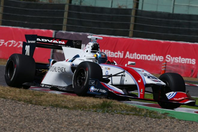 2番の平川。トップの可夢偉と平川のみが1分36秒台タイムだった