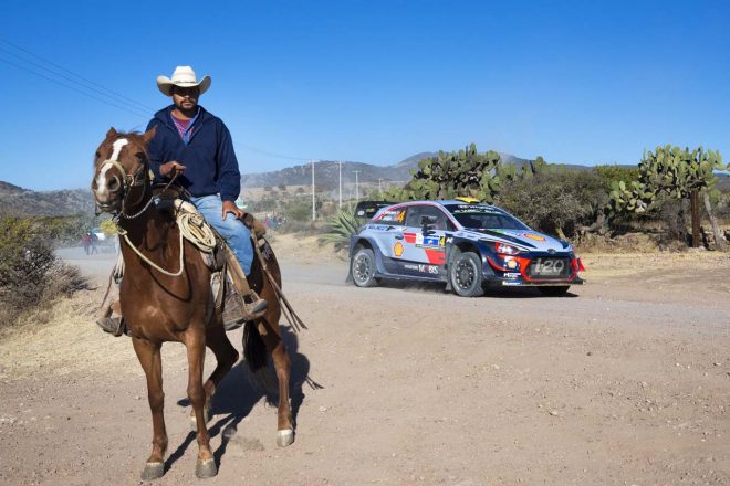 アンドレアス・ミケルセン（ヒュンダイi20クーペWRC）