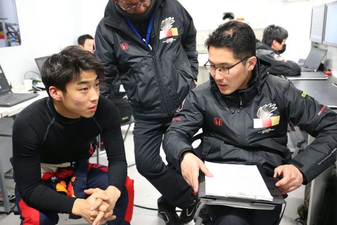 午後のセッションで二度のコースアウトを喫した福住