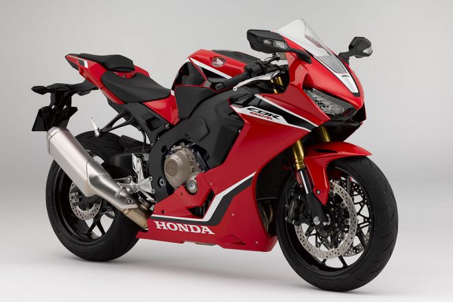ホンダCBR1000RR（グランプリレッド）