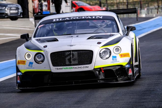 チーム・パーカー・レーシングの30号車ベントレー・コンチネンタルGT3