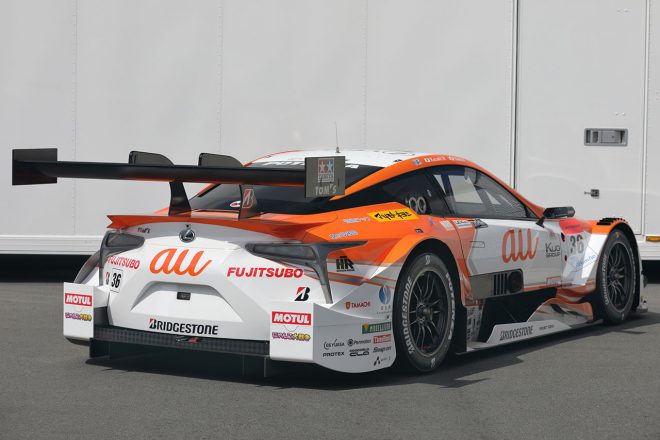 2018年のスーパーGT500クラスを戦うau TOM'S LC500