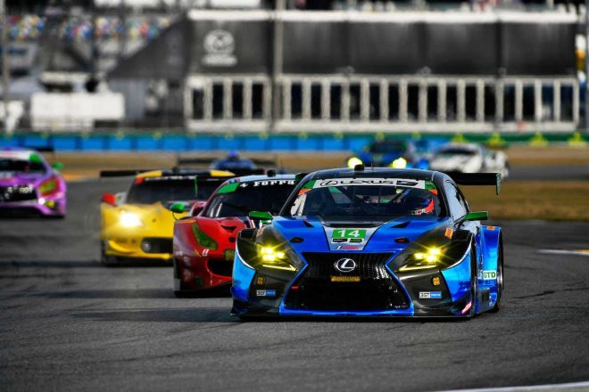 14号車レクサスはセブリング以降もアイスブルー・メタリックを継続する。