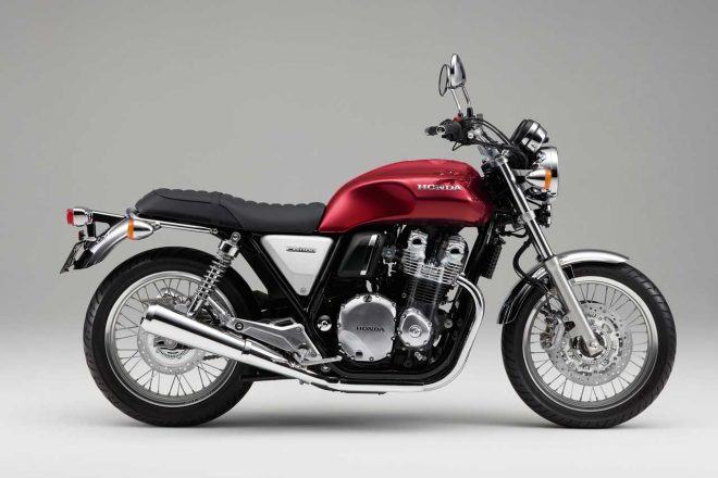 CB1100 EX（キャンディークロモスフィアレッド）