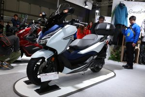 新型ホンダ・フォルツァ